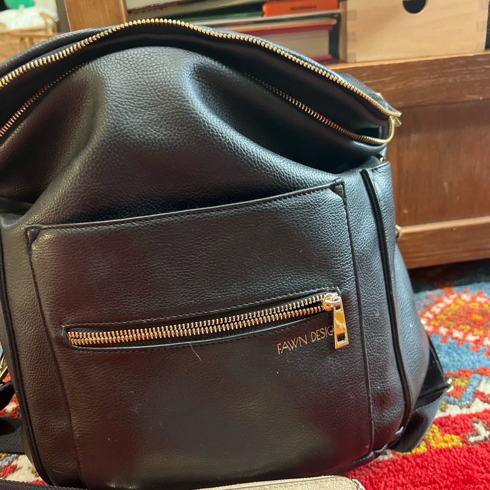 Fawn diaper bag.